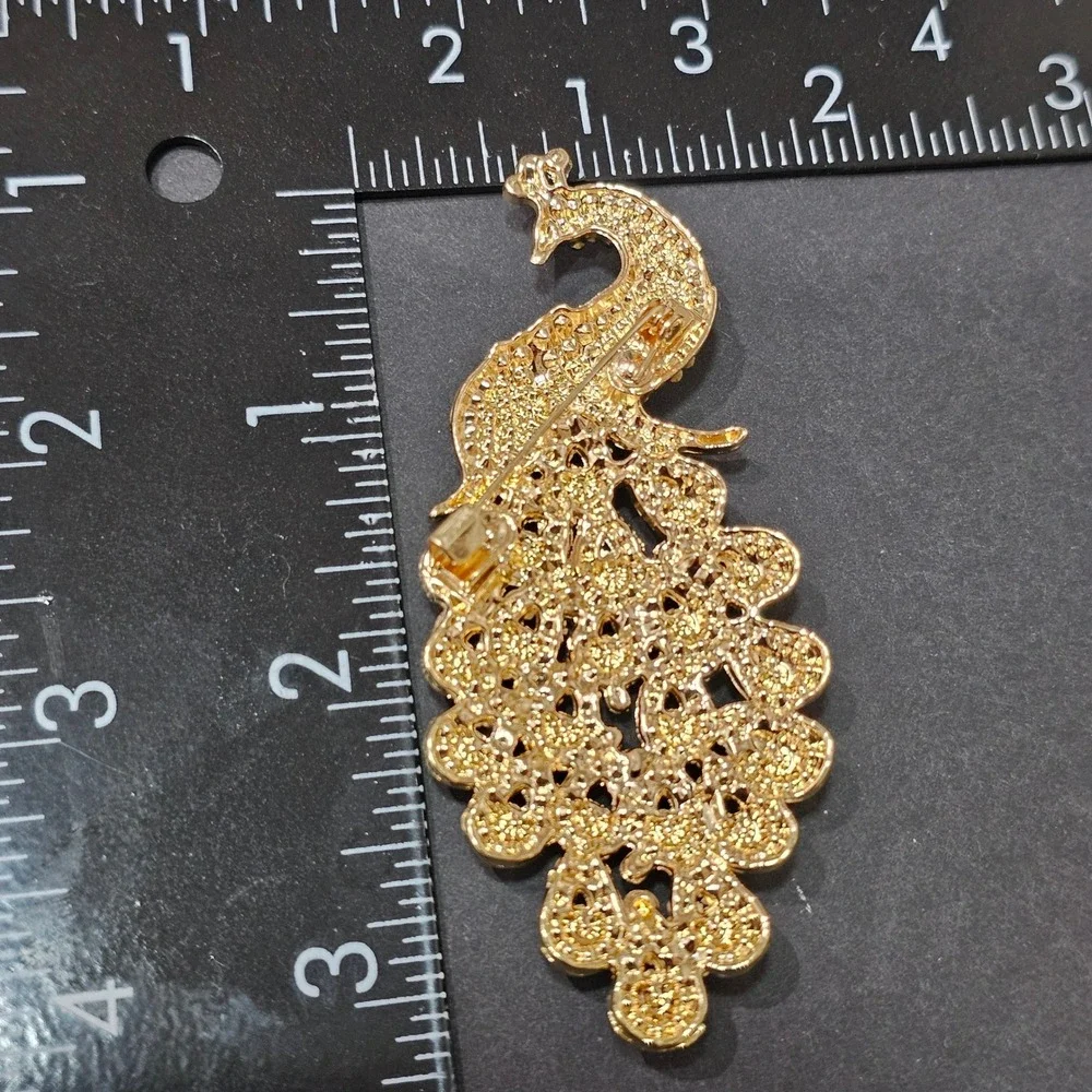 LARGE Rhinestone Peacock Brooch Women Multicolor Gold Tone Statement Broch